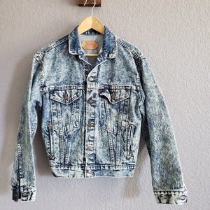 Vintage 80s Levi’s Denim Jacket Acid Wash Boys/Women Size XL - Made in USA